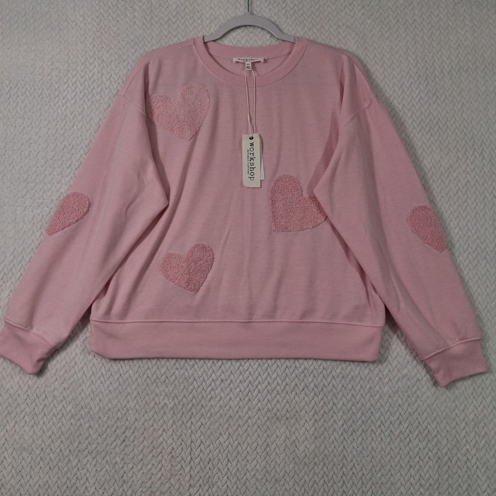 Workshop Sweatshirt Womens Medium Pink Heart Applique Pullover NEW